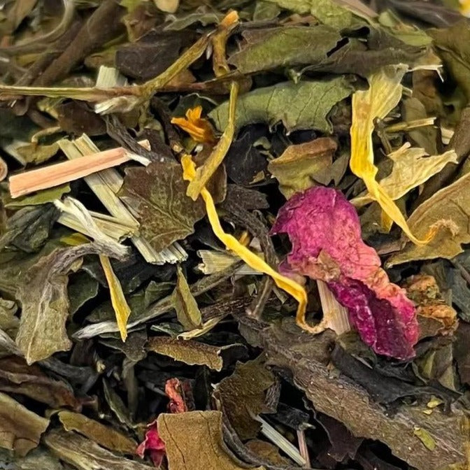 CHÁ BRANCO DE CAIPIRINHA FRESA - Harley Gabriel