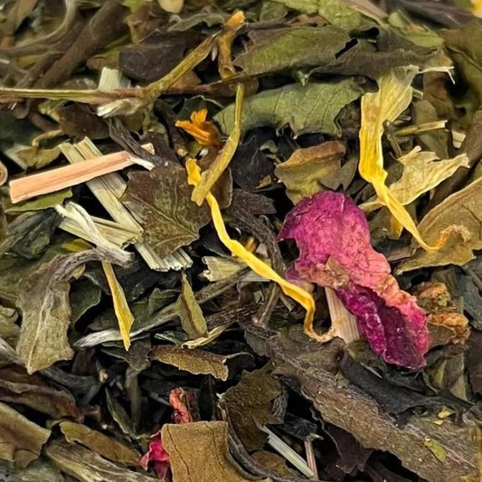 CHÁ BRANCO DE CAIPIRINHA FRESA - Harley Gabriel